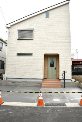 works002 (--400--) (--400--)